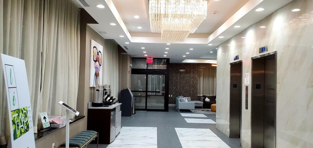 Letap Hotel Near Airtrain Jfk Airport Нью-Йорк Экстерьер фото